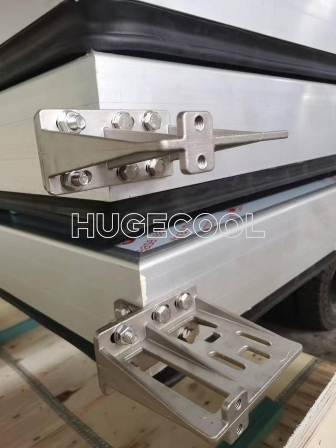 Walk In Freezer Ramps 2*2.5m Walk in Cooler Manual Sliding Door with Ramp and Safety Device ...